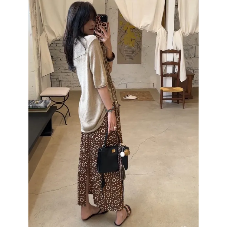 2025夏季新款美拉德复古穿搭短袖针织衫上衣搭别致印花半身裙套装