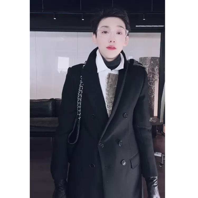 全手工进口蕾丝 白色胸前拼接衬衫 CS0686