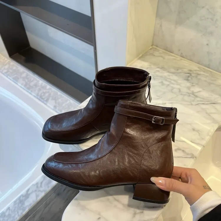 JIUER真皮小短方跟加棉时装短靴 时尚百搭复古1111