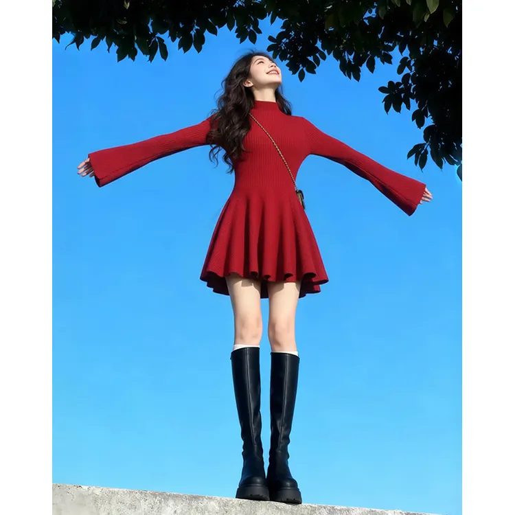 红色修身显瘦法式长袖连衣裙内搭裙子女秋冬2025新款轻奢打底短裙