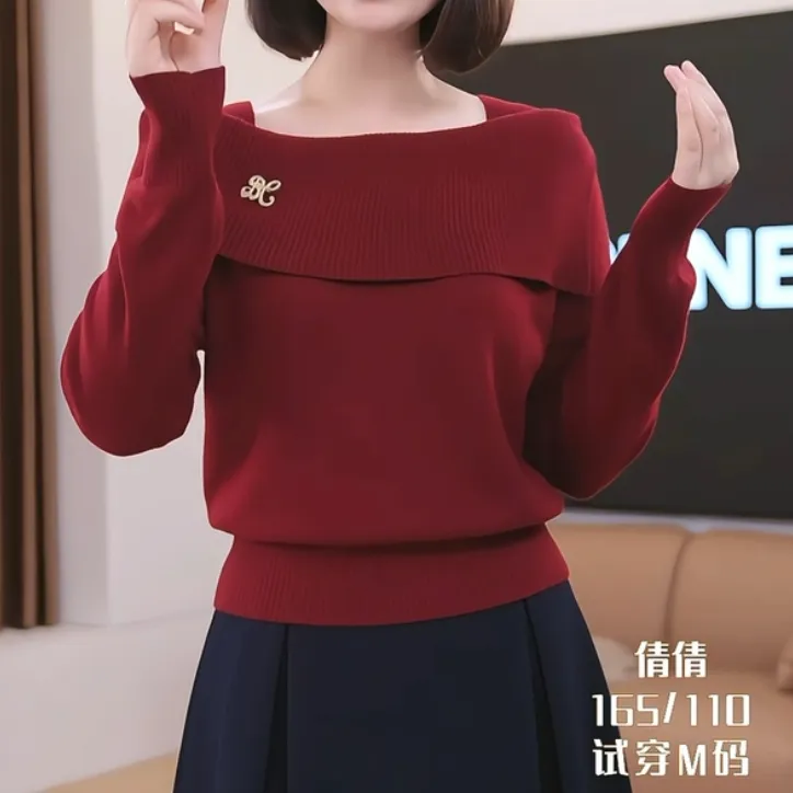 2025秋季新款时尚百搭设计感胸针一字领针织衫套头上衣女潮流