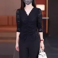 2025春秋新款法式V领蕾丝长袖气质显瘦打底衫时尚洋气女上衣3107