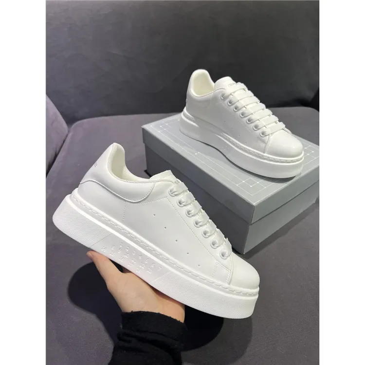 运动男士透气简约风经典厚底男鞋内休闲板鞋皮面系带百搭小白鞋男