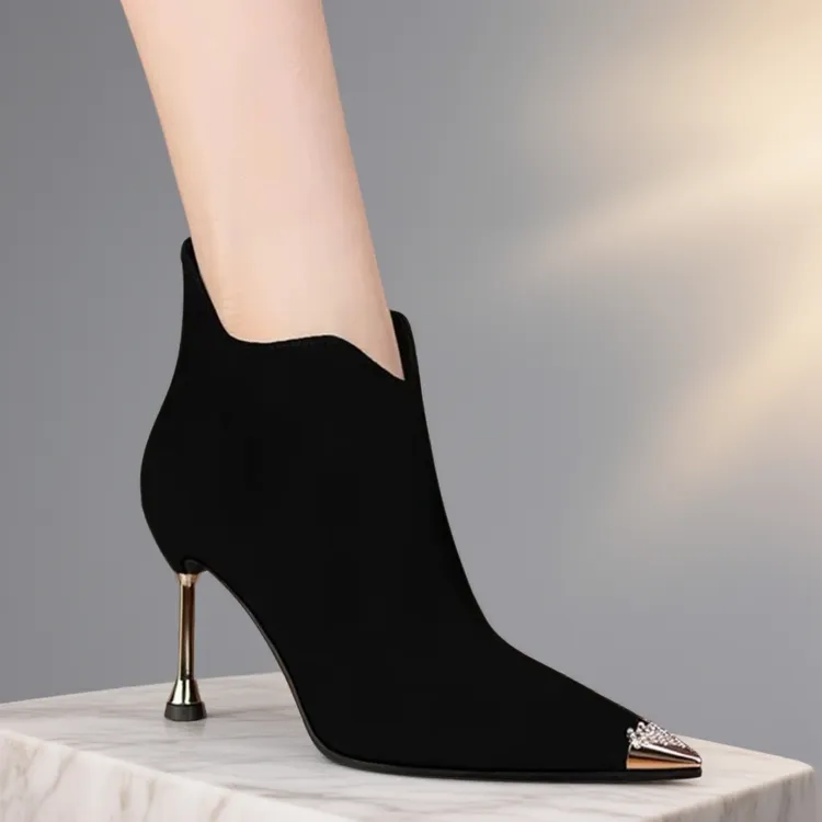 时尚铁头细跟短靴女2025秋冬新款尖头高跟鞋加绒马丁靴黑色显瘦靴