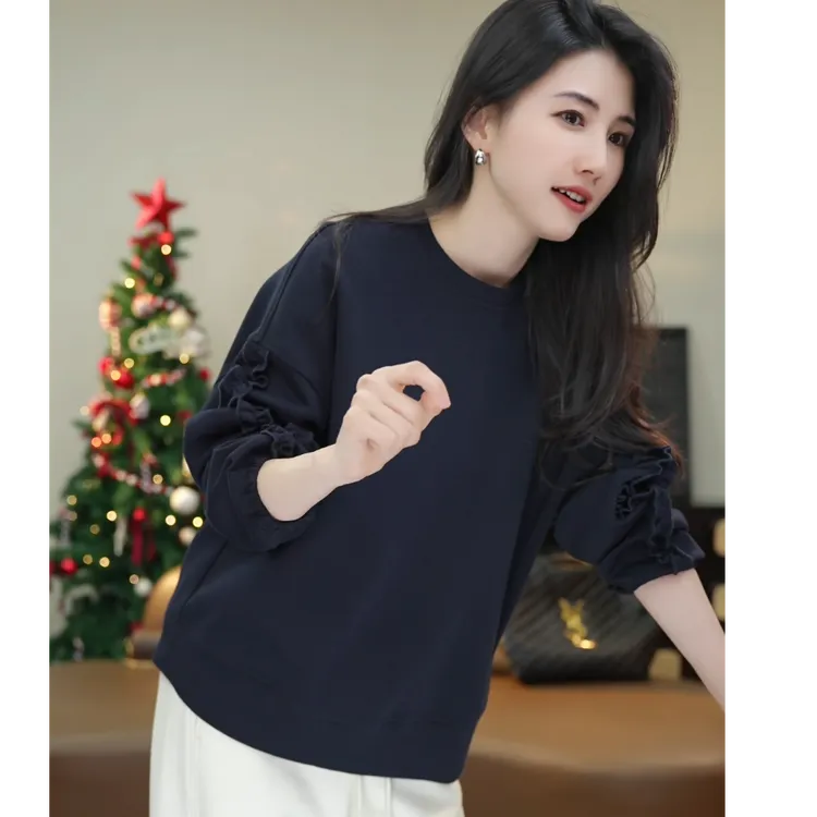 小乖逃1藏蓝卫衣袖口花边百搭休闲保暖圆领款M9632