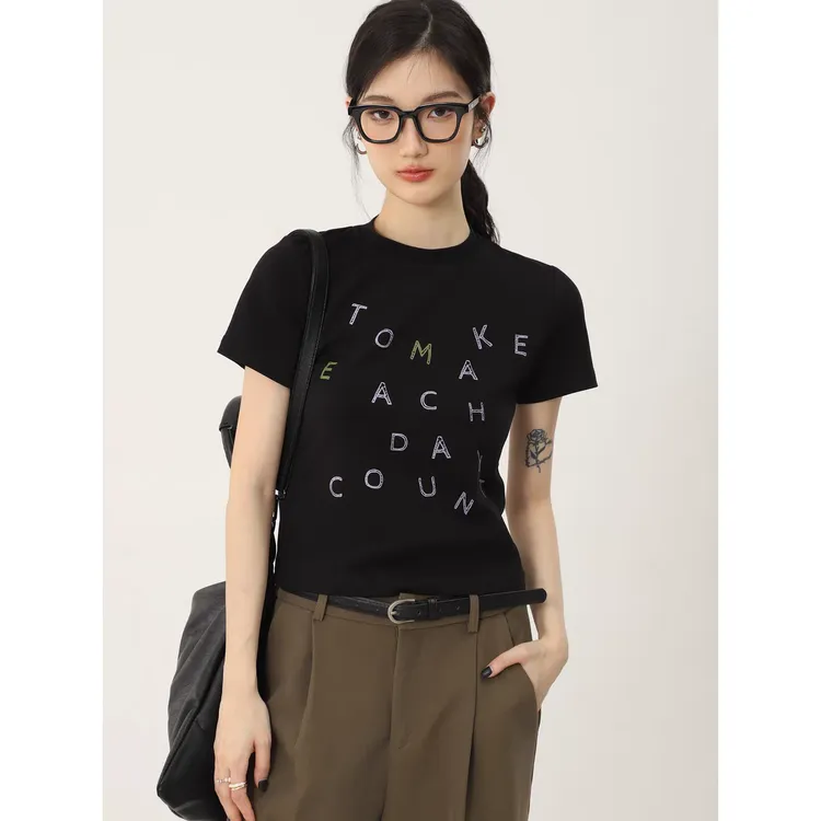 门店21&9！经典蕝不出错！超薄锣赛棉~字母抗皱百搭短袖T恤D40085