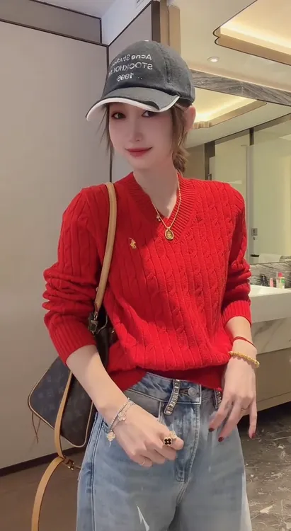 欧货2026早春新款时髦休闲减龄日常百搭V领显瘦长袖针织毛衣上衣