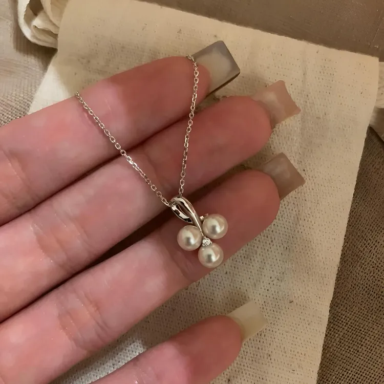 柯柒 钛钢项链 葡萄仿珍珠项链轻奢小众时尚百搭高级设计感锁骨链