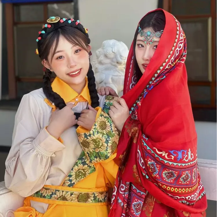 民族风夏季防晒沙漠旅游披肩海边沙滩丝巾薄款度假围巾披肩红色女