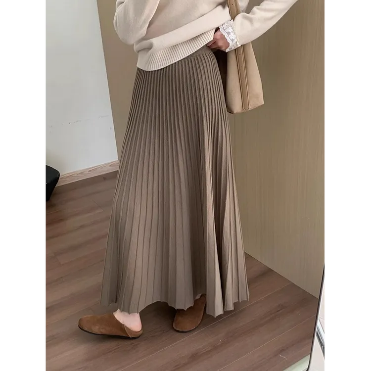 复古卡其色羊绒加厚百褶半身裙女装春季高级感气质百搭中长款伞裙