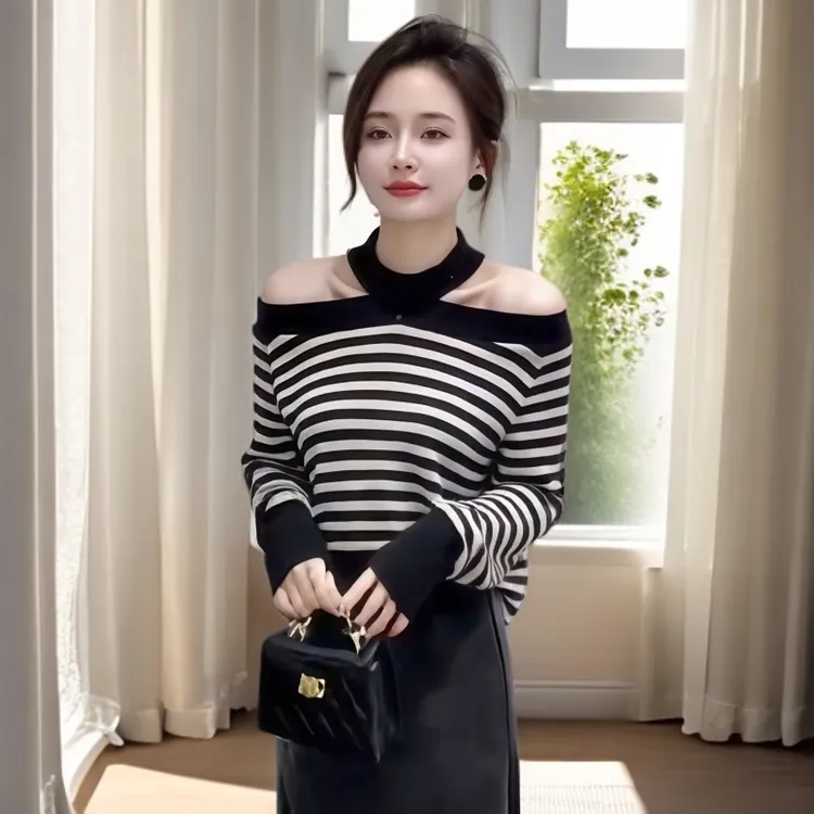 韩系长袖一字肩条纹针织衫女2025新款秋季挂脖露肩设计感T恤上衣