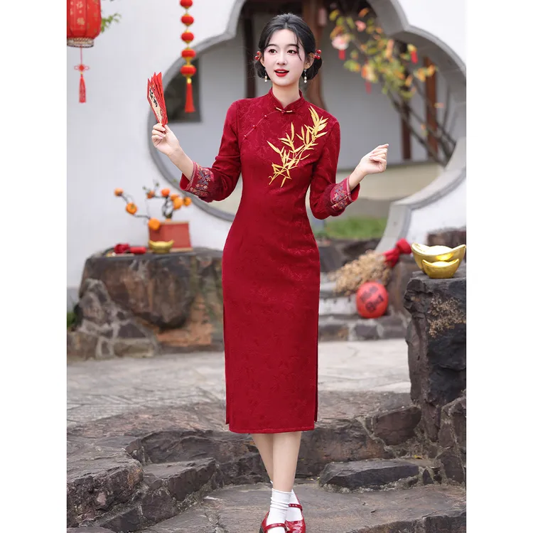 红色旗袍冬季加绒加厚女新中式国风小个子过年拜年服新年战袍冬装