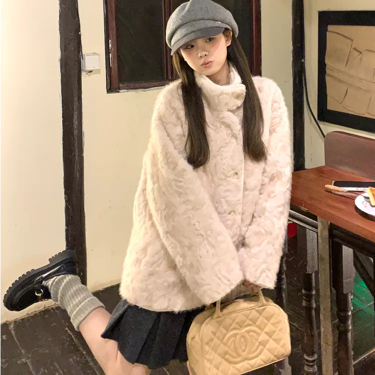 ’云绒奢甜‘2025年新款女冬新毛毛外套加厚慵懒休闲冬毛绒皮毛一体