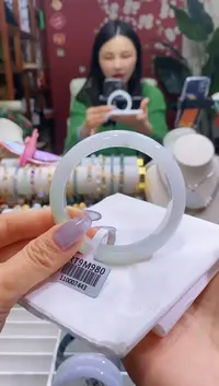 【闪购商品】翡翠手镯未镶嵌9飘花5658