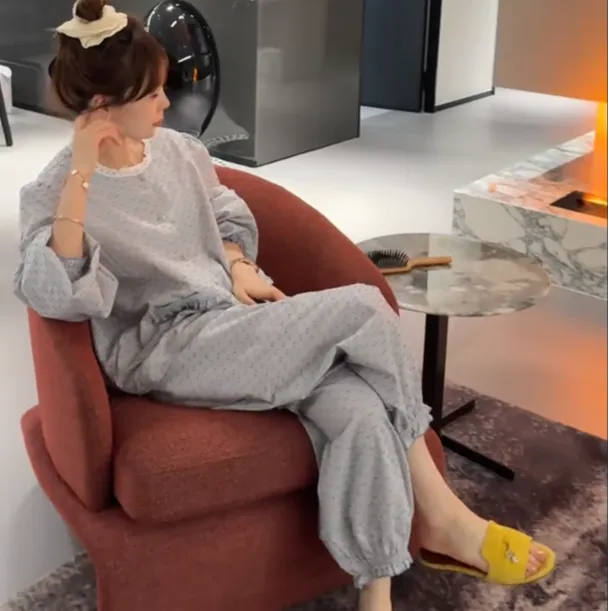 早秋长袖睡衣女2025新爆款慵懒风花边韩版中年减龄家居服大码套装