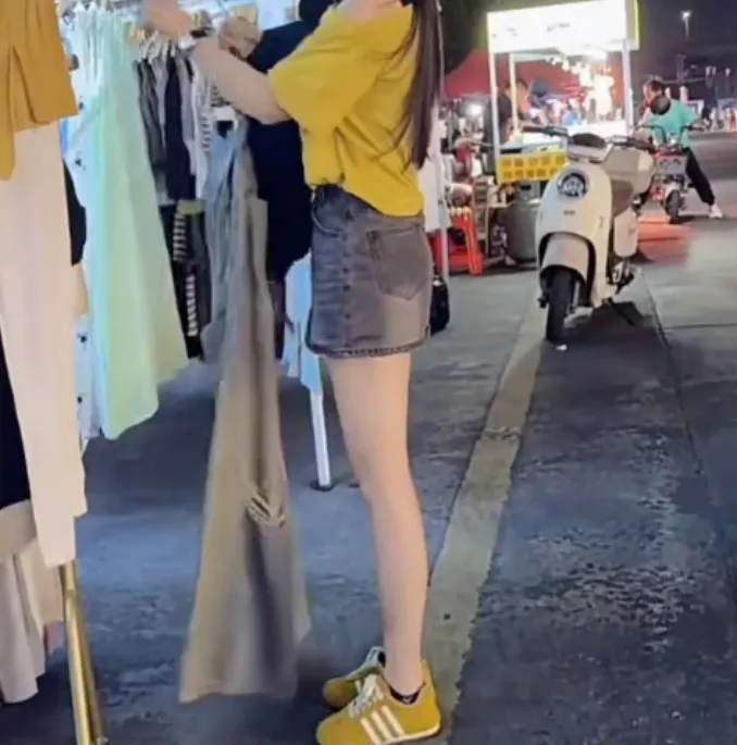 2025夏季时尚潮流百搭精品女装张Y681