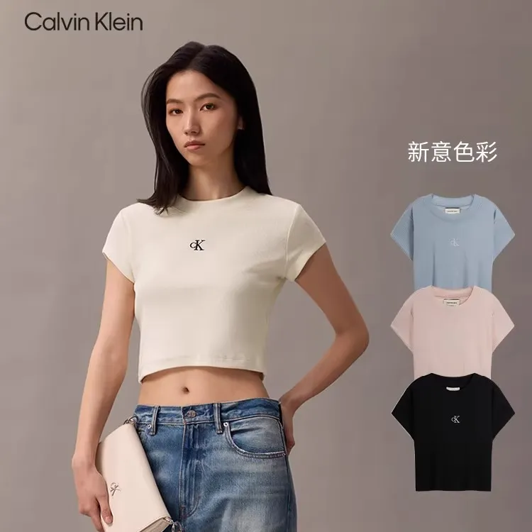 CK Jeans25春夏女士简约刺绣时尚辣妹正肩圆领短袖T恤47AB212