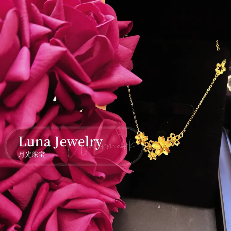 铜合金吊坠 轻奢系列繁花项链