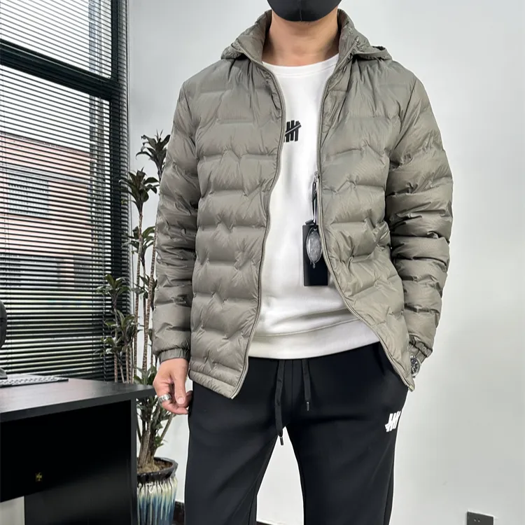 男士连帽户外羽绒服