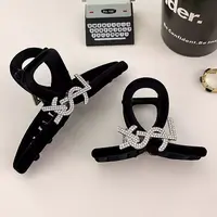 漫蔻 ZJ 卡洛 F 赫本风黑色字母抓夹