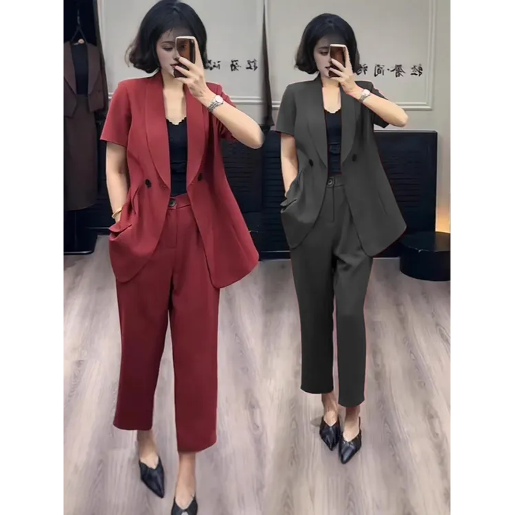 大码夏季薄款短袖西装套装女胖mm时尚休闲气质小西服九分裤两件套