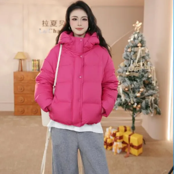 冬季新款女装短款女保暖连帽潮流休闲风百搭外套90绒5013