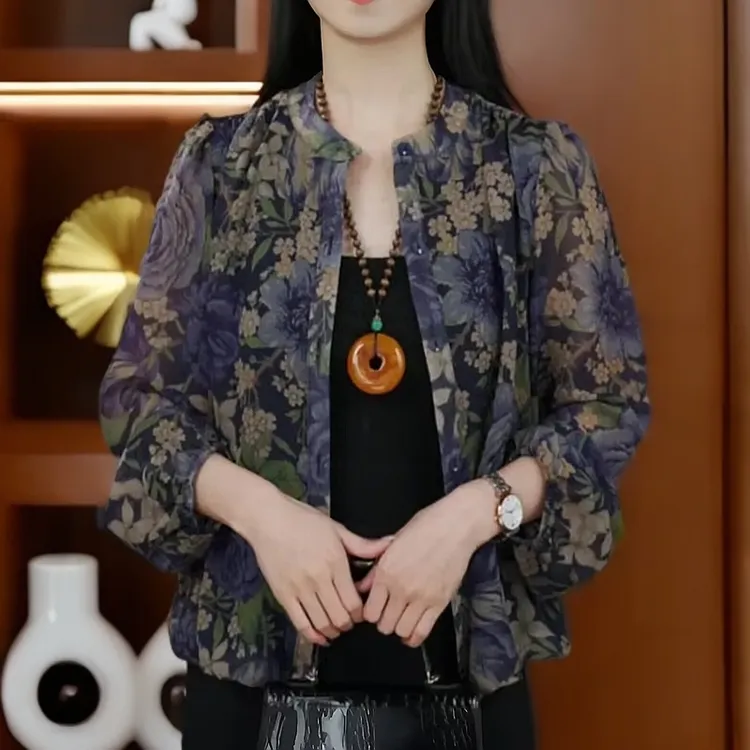 春夏长袖薄款碎花冰丝衬衫2025年大码胖mm宽松遮肉百搭防晒开衫