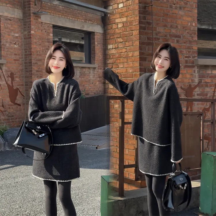 今年流行气质女装设计感花边时尚宽松保暖上衣半身裙慵懒风两件套