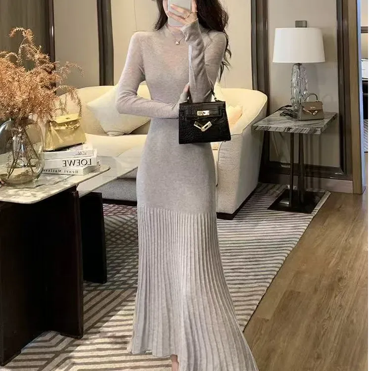 法式针织连衣裙女气质收腰显瘦秋冬新款内搭打底中长款包臀裙