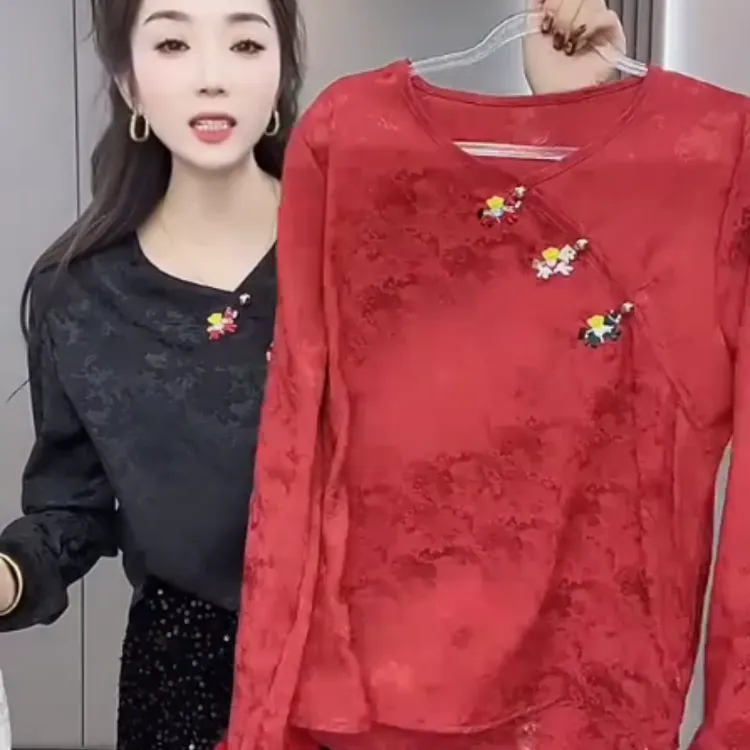 2026新款国风马上有钱刺绣小马长袖衬衫重工T恤爆款可爱新品遮肚