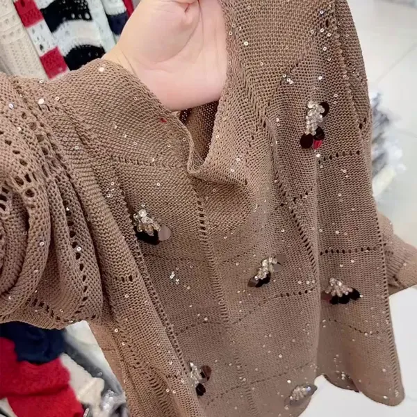高级感棕黄色圆领针织衫重工烫钻格子镂空时尚长袖薄款毛衣女早秋