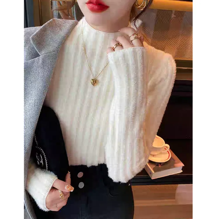 水貂一体绒加绒加厚毛衣针织打底衫女2025秋冬气质内搭半高领上衣