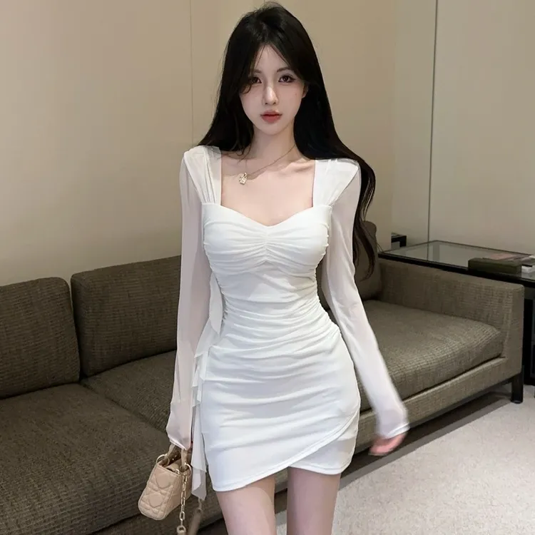 辣妹露锁骨低胸网纱长袖连衣裙高腰不规则法式性感显瘦包臀短裙潮