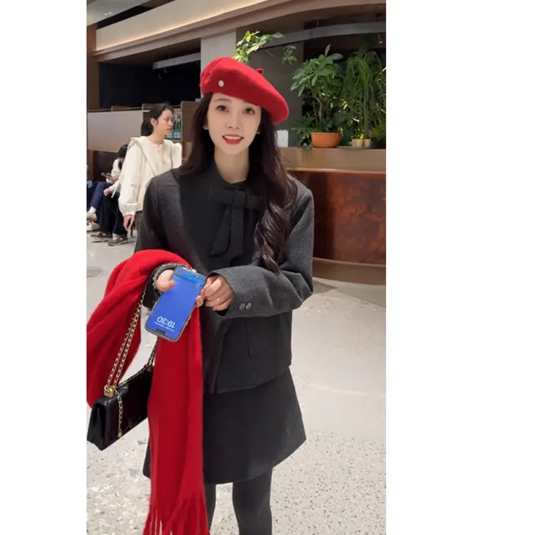 2024冬季法式新款蝴蝶结小香风气质减龄千金风外套加厚短裙两件套