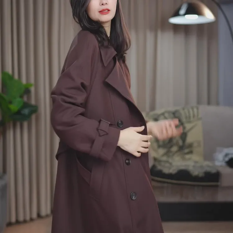 【LOWVEE】2025秋季新款经典气质轻奢中长款雅丹风修身风衣外套女