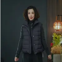 立领拉连按扣新款马甲短款保暖潮流时尚秋冬季百搭宽松显瘦90羽绒