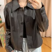 13562余小鱼【摩登皮衣】黑色POLO领单排扣复古春秋气质外套女装