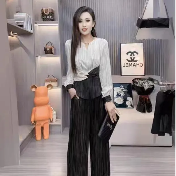 1016时尚气质初春整套女装高级感轻奢小众拼接撞色衬衫长裤两件套