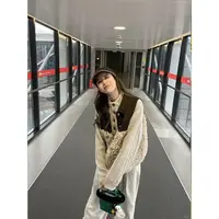 网红洋气炸街女装秋冬新款女士针织毛衣格纹拼接休闲马甲背心