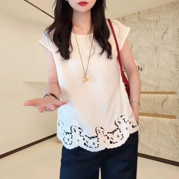 高档蕾丝花边设计无袖T恤女2025新款爆款欧货时尚减龄飞飞袖上衣
