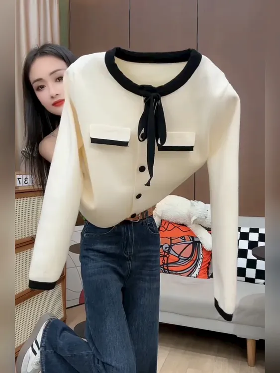 小香风杏色系带圆领针织开衫女2025秋冬新款宽松显瘦软糯毛衣外套