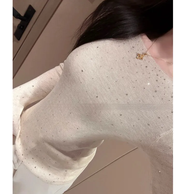 温柔一字肩烫钻针织衫高级感修身打底毛衣气质露肩内搭上衣H9-71