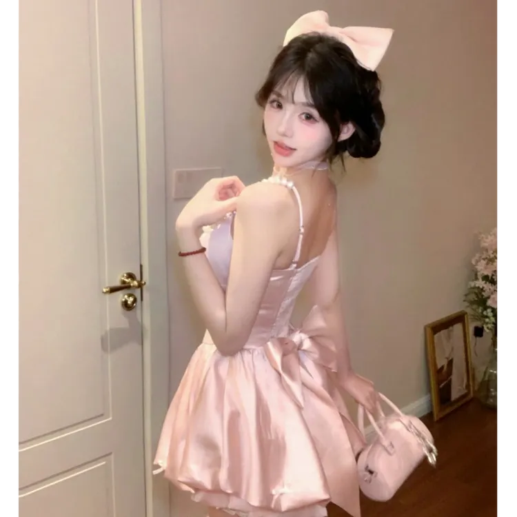 Z15516纯欲辣妹设计感珍珠链收腰蓬蓬裙女夏甜辣妹蝴蝶结公主裙