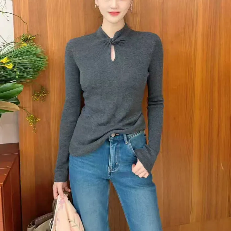 新中式长袖修身毛衫女秋设计感扭结镂空针织打底毛衣外百搭套头潮