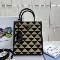 99新 Prada/普拉达 普拉达琴谱单肩包 JK1743