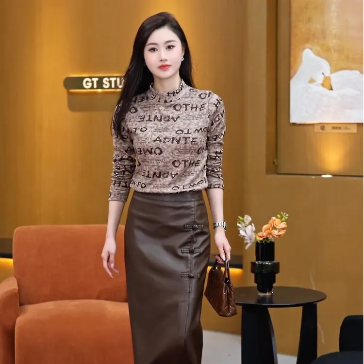 2025年秋冬季新款时尚低领印花单穿百搭打底衫(加绒)