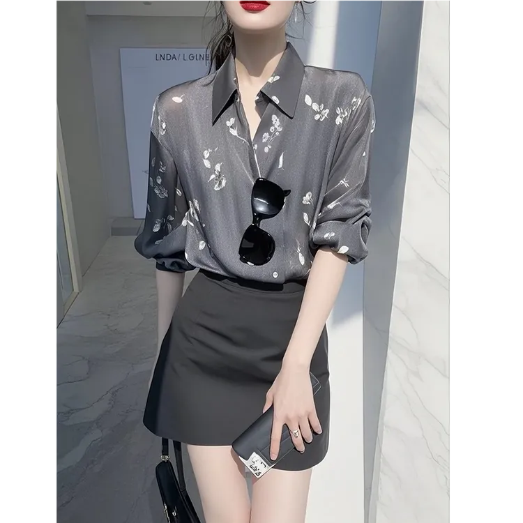 衬衣女款2025新款爆款高级感轻奢减龄洋气绝美法式灰色衬衫套装春