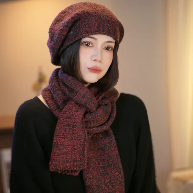 李小玉 2025 新款“灯泡官搭围巾”柔软亲肤羊毛保暖防寒时尚围巾