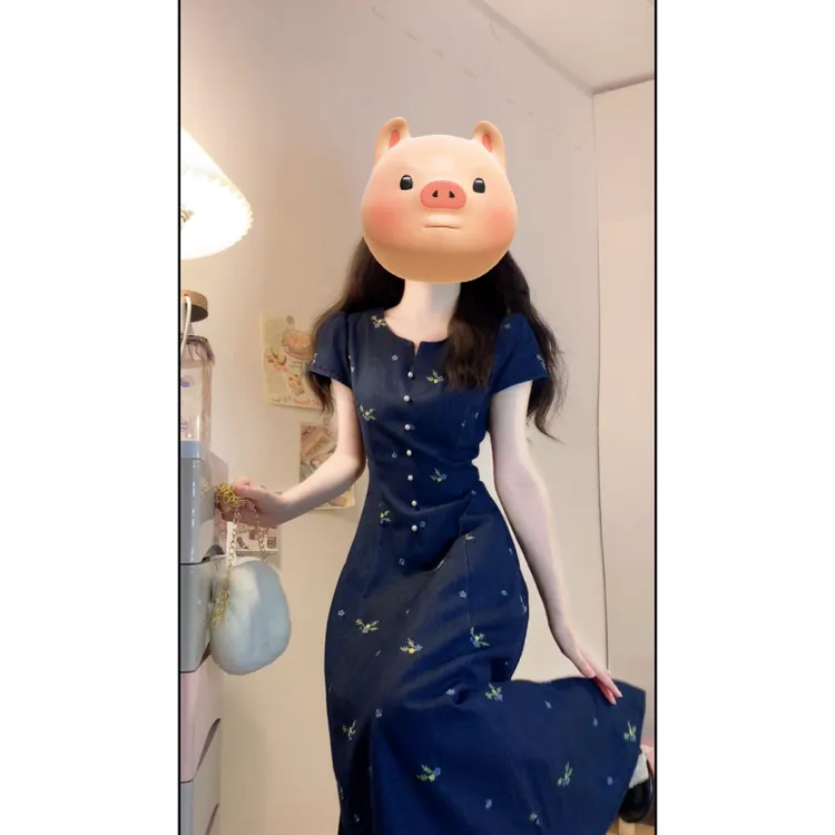 大码【温莎梦境】法式复古刺绣长款2025夏季新款设计感牛仔连衣裙