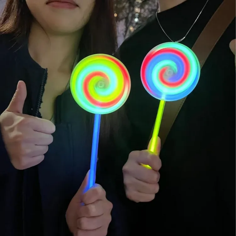 【咕噜】半自动荧光棒棒糖发光旋转风车夜光玩具荧光棒节个人用品